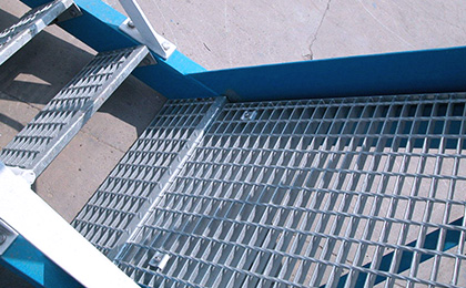 Steel grating